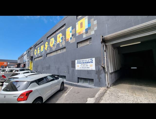 3,450M² BUILDING FOR SALE IN SALT RIVER